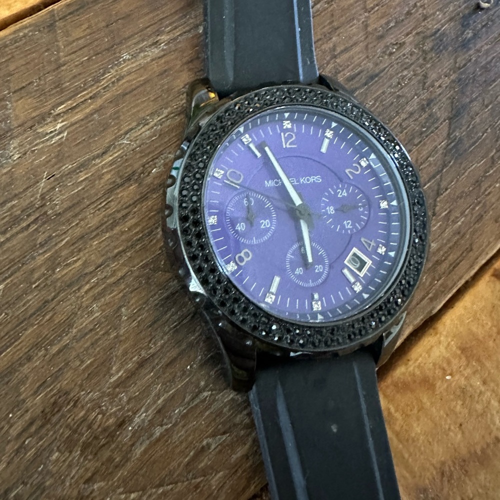 Michael Kors Watch - Black & blue face - Rubber Band, dark crystals